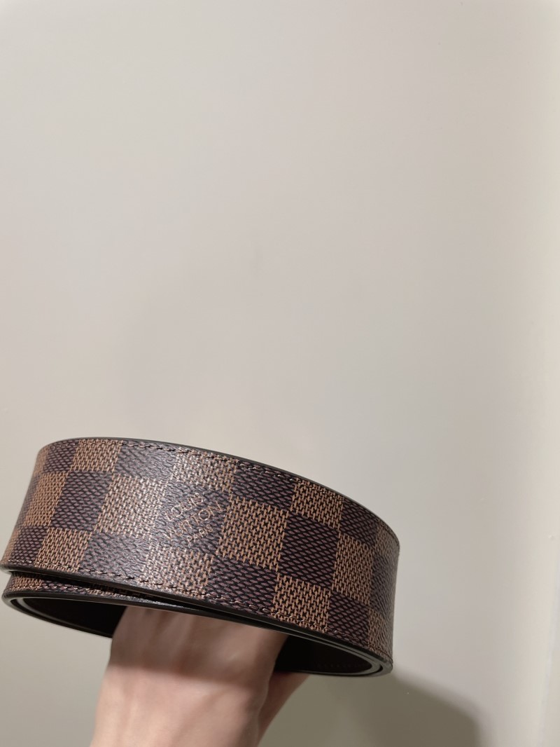 l0vis Vvtt0n belts